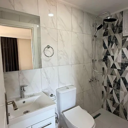Ekin Resort *